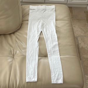 Women’s white leggings.